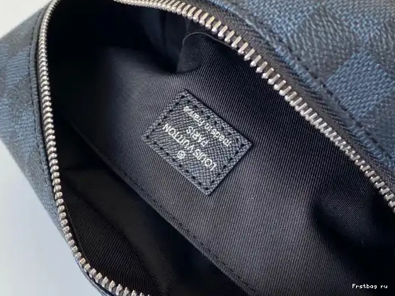 Frstbag ru LOUIS POUCH VUITTON TOILETRY 0516